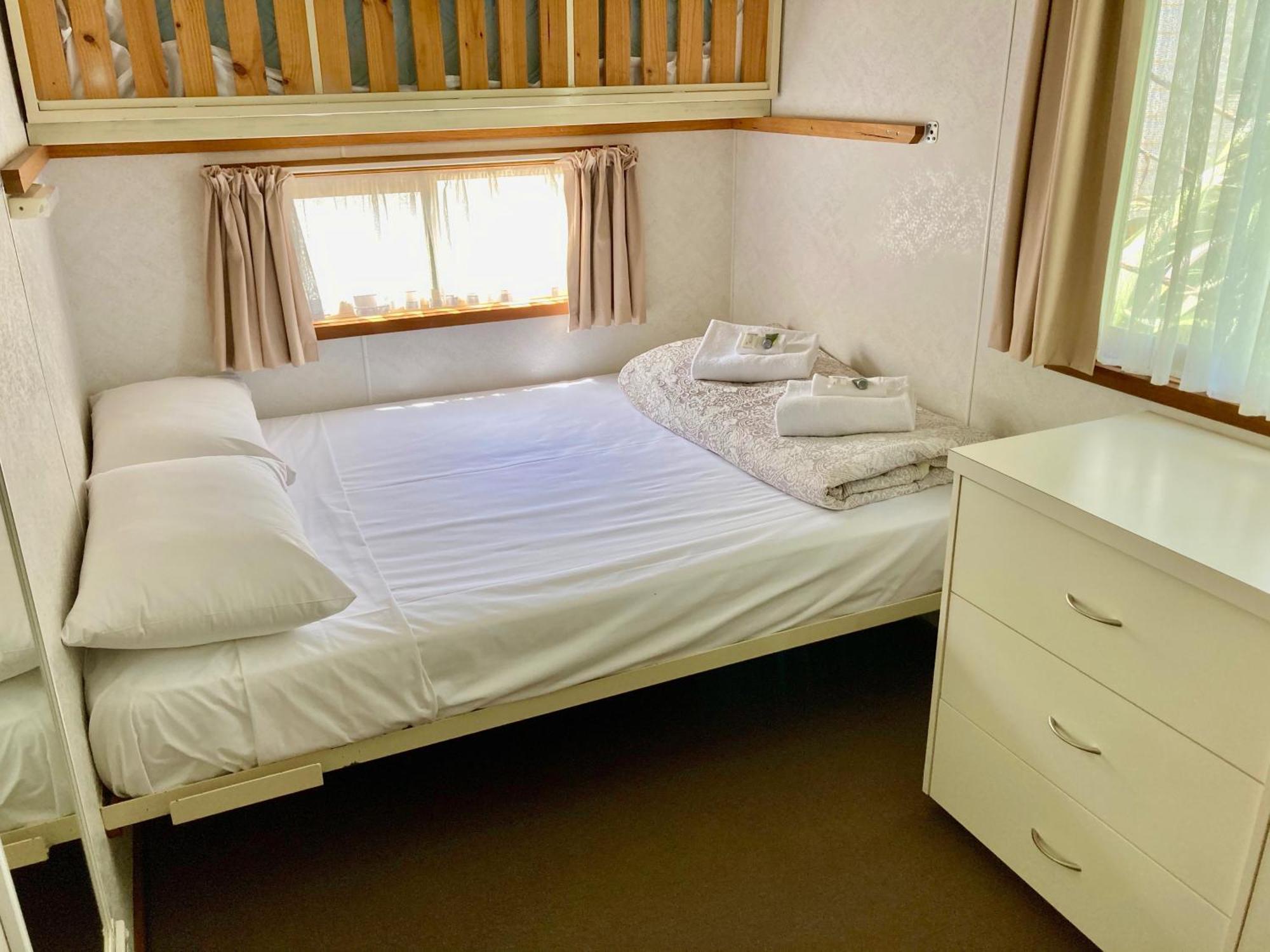Daysy Hill Country Lodge Port Campbell