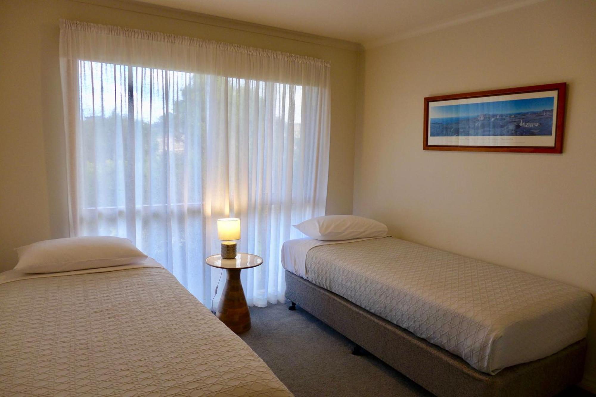 Daysy Hill Country Lodge *