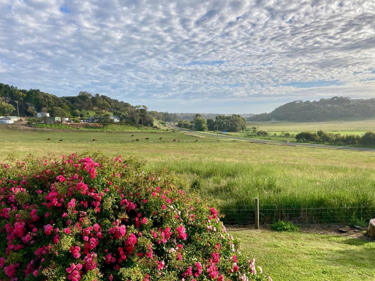 Daysy Hill Country Lodge *